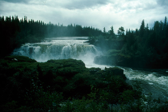 Pisew Falls